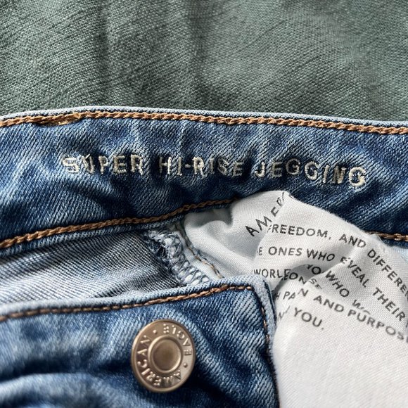 AEO Super High Rise Jegging - Picture 6 of 6